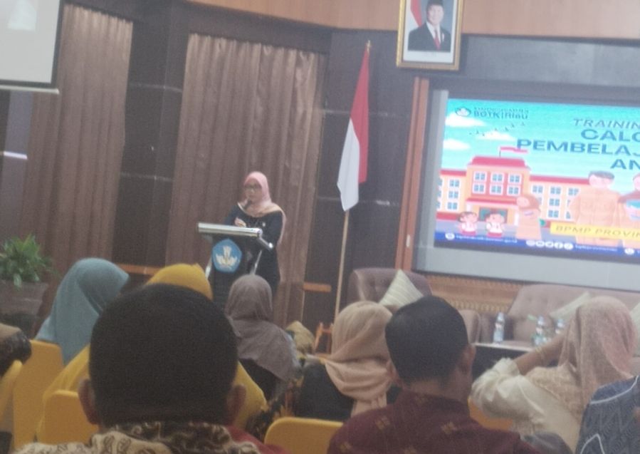 Balai Guru Tenaga Kependidikan Riau Gelar ToT Calon Pengajar Pembelajaran Mendalam