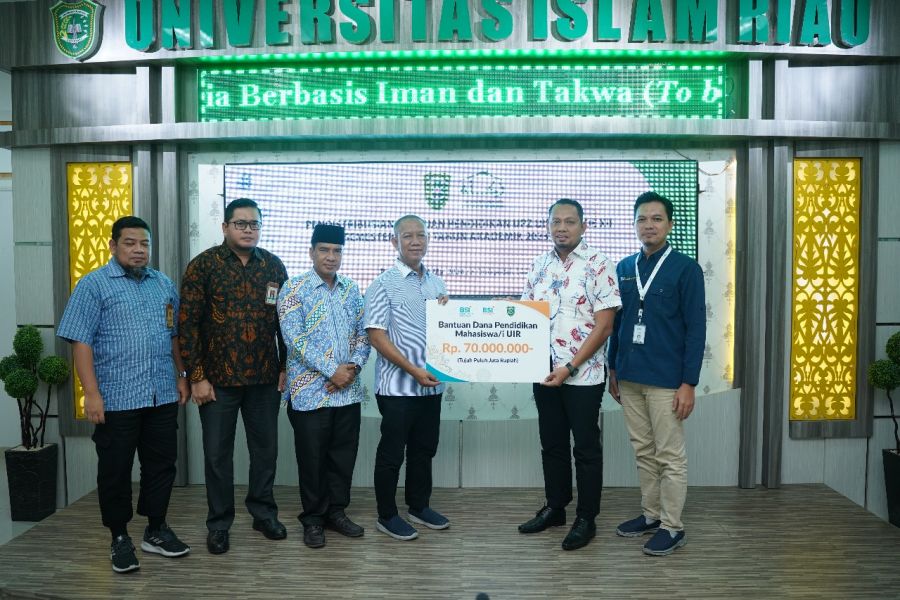 Bank Syariah Indonesia Berikan Bantuan Dana Pendidikan Kepada UIR 