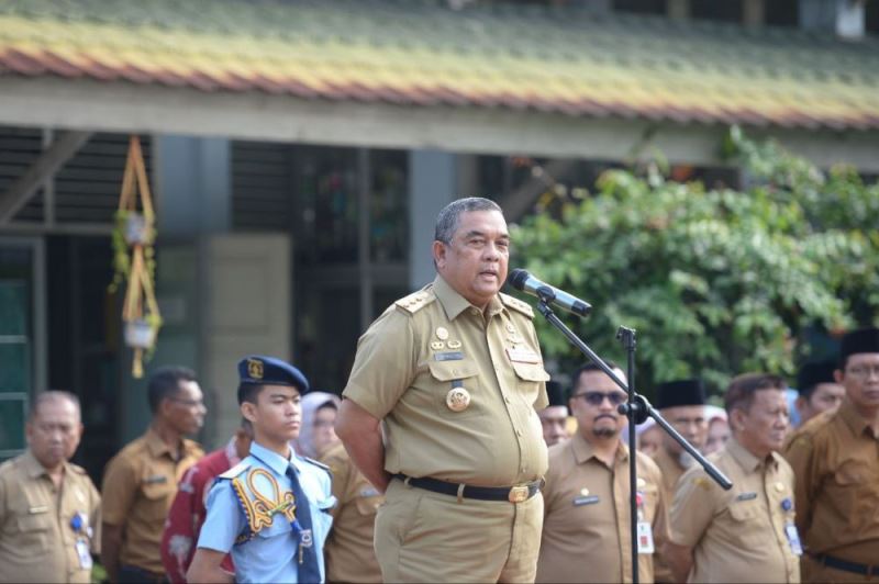 Gubri Edy Natar Motivasi Siswa Siswi SMA Plus Riau