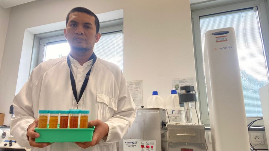 Hebat..!, Dosen Unilak Kembangkan Pestisida Nabati dan Pupuk Organik di Perancis