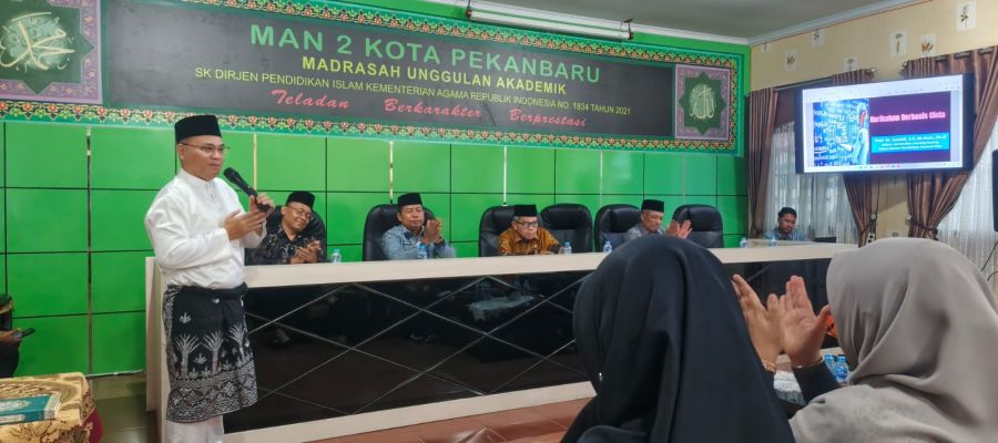 Ketua Dewan Pendidikan Riau Dukung Program Kurikulum Berbasis Cinta di Madrasah
