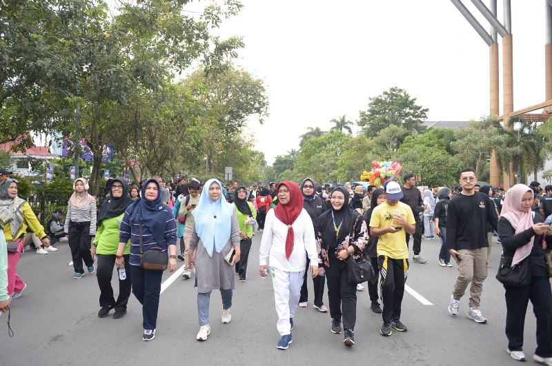 Ketua TP PKK Riau Edukasi Makanan Pendamping ASI di CFD Pekanbaru