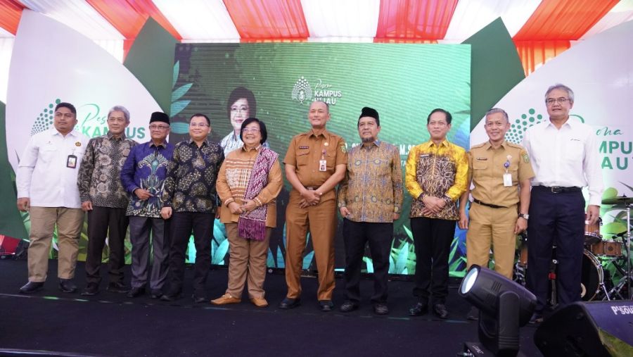 Kuliah Umum Umri Hadrikan Menteri LHK RI Siti Nurbaya Bakar