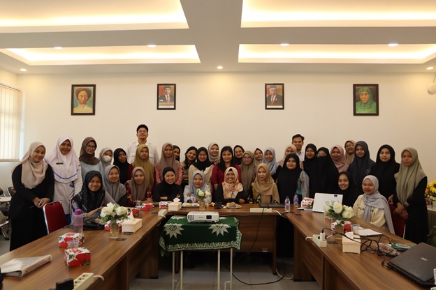 Pelatihan CV Kreatif dan Teknik Jitu Menghadapi Wawancara Kerja di Fakultas MIPA dan Kesehatan UMRI