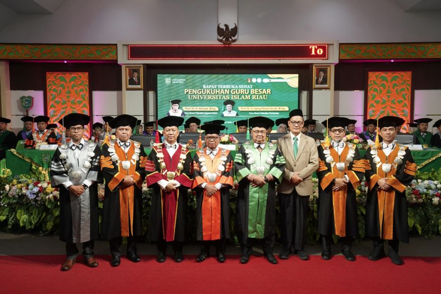 Peningkatan Kualitas Pendidikan, UIR Kukuhkan Dua Guru Besar