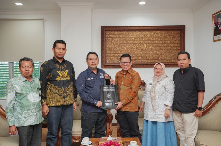 Perkuat Kerja Sama Pendidikan dan SDM, Pemkab Solok Sambangi UMRI