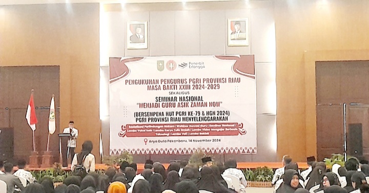 PGRI Riau Gelar Seminar Nasional di Pelantikan Pengurus BKO PGRI Riau