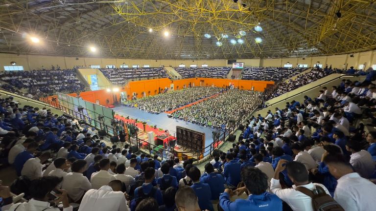 PKKMB UIR 2024, 5.708 Mahasiswa Baru Padati Gor Volly Indoor