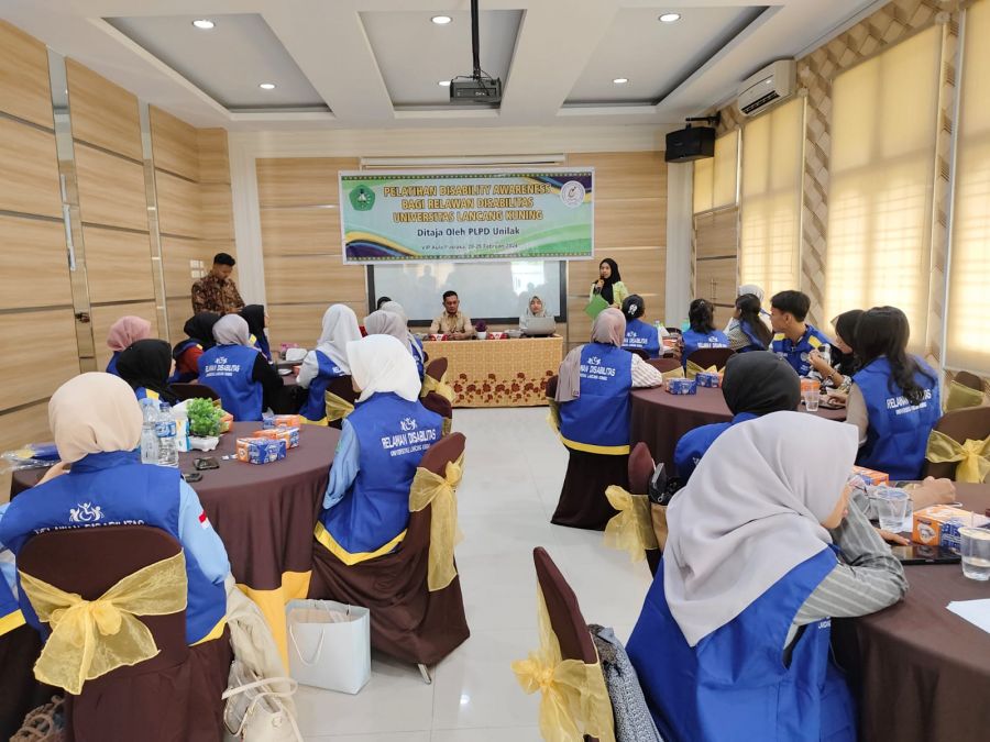 Puluhan Mahasiswa Relawan Disabilitas Unilak Diberi Pelatihan Awarennes