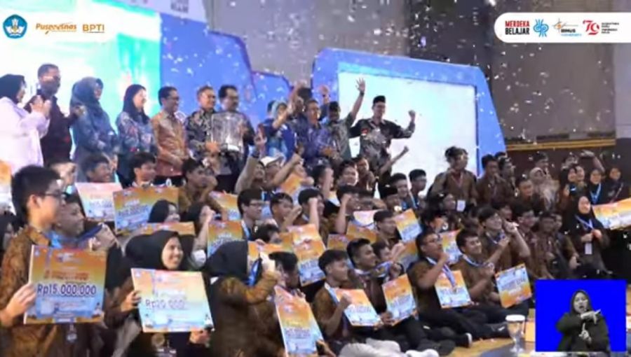 Raih 56 Medali, Jawa Timur Juara Umum OSN 2024