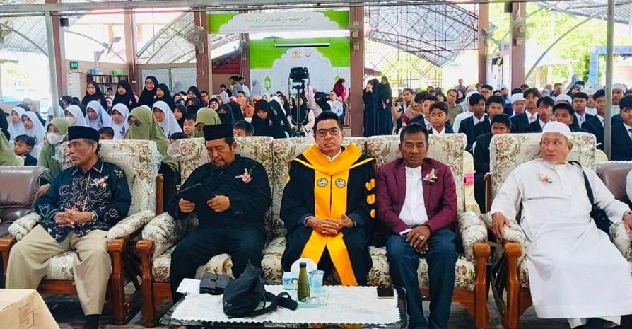 Rektor UMRI Hadiri Acara Khatam Quran di College Patoni Thailand