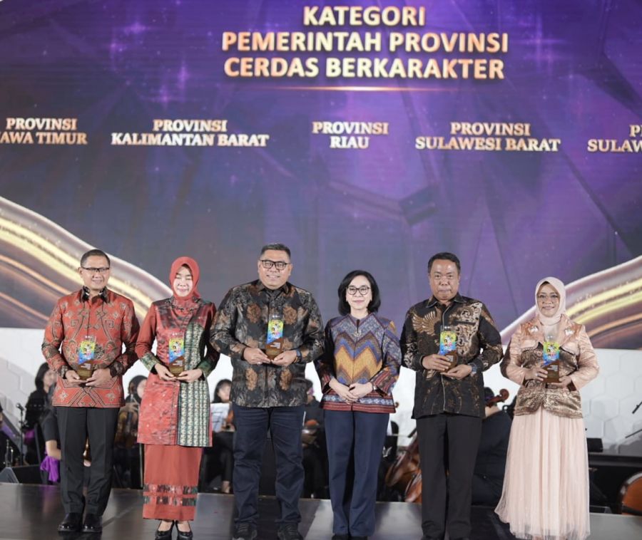 Riau Raih Apresiasi Cerdas Berkarakter dari Kemendikbudristek