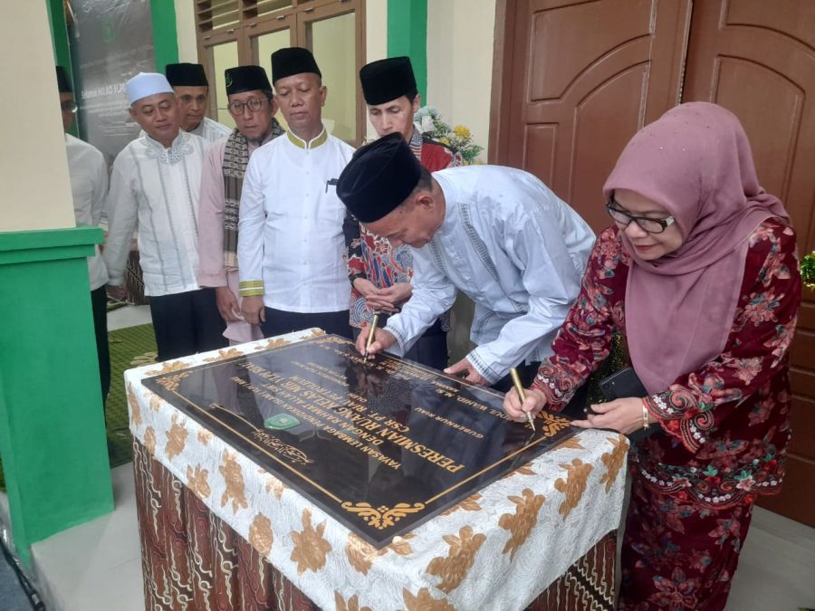 RKB Ma'had Islam Riau Bantuan PT Riau Petroleum
di Resmikan