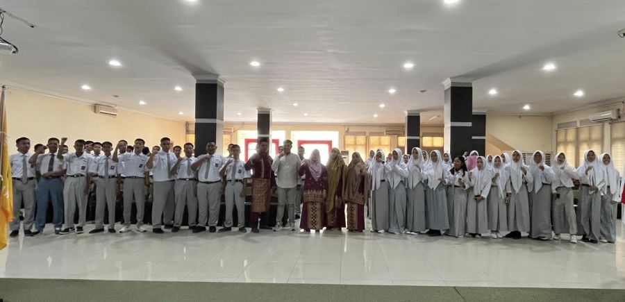 Tingkatkan Jiwa Kepemimpinan Generasi Muda, SMA Negeri 16 Pekanbaru LDK di Unilak