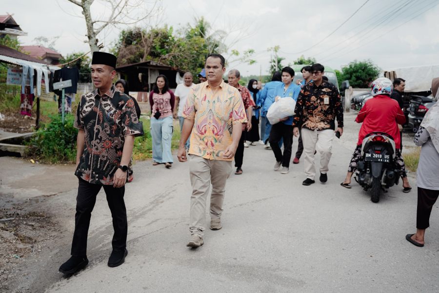 UIR Salurkan Bantuan Untuk Warga Rumbai Terdampak Banjir