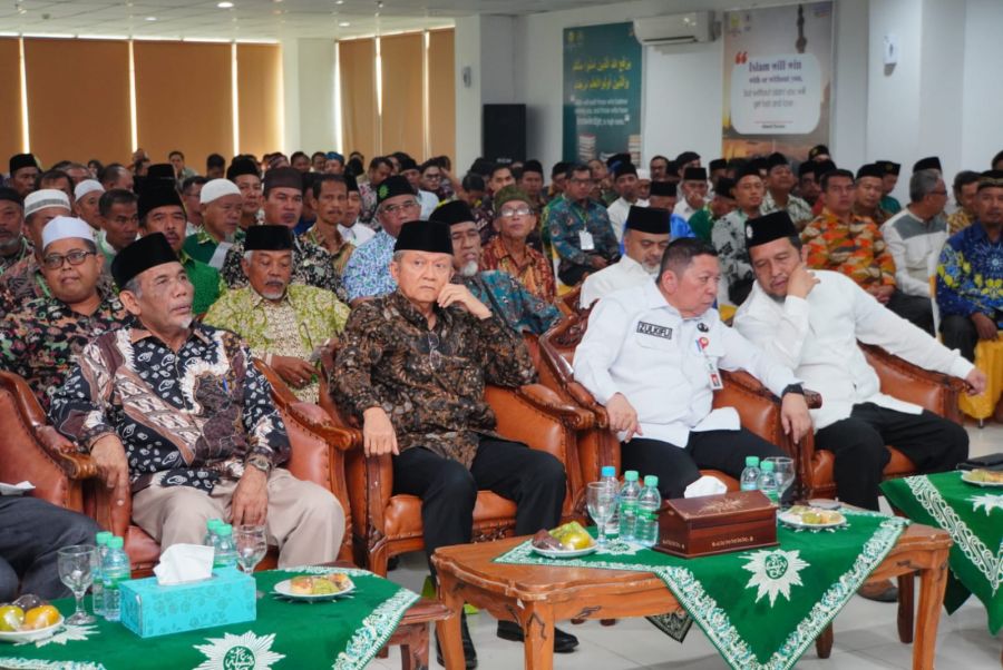 Umri Gelar Tabligh Akbar bersama Ketua PP Muhammadiyah Anwar Abbas 