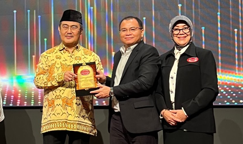 Unilak Riau Jalin Kerja Sama Dengan Sekolah Hukum dan Pemerintahan Jimly Surabaya