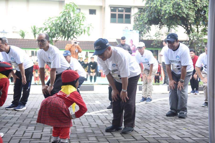 Yogyakarta Mengadakan Deklarasi Anak Indonesia Hebat dan SPMB 2025