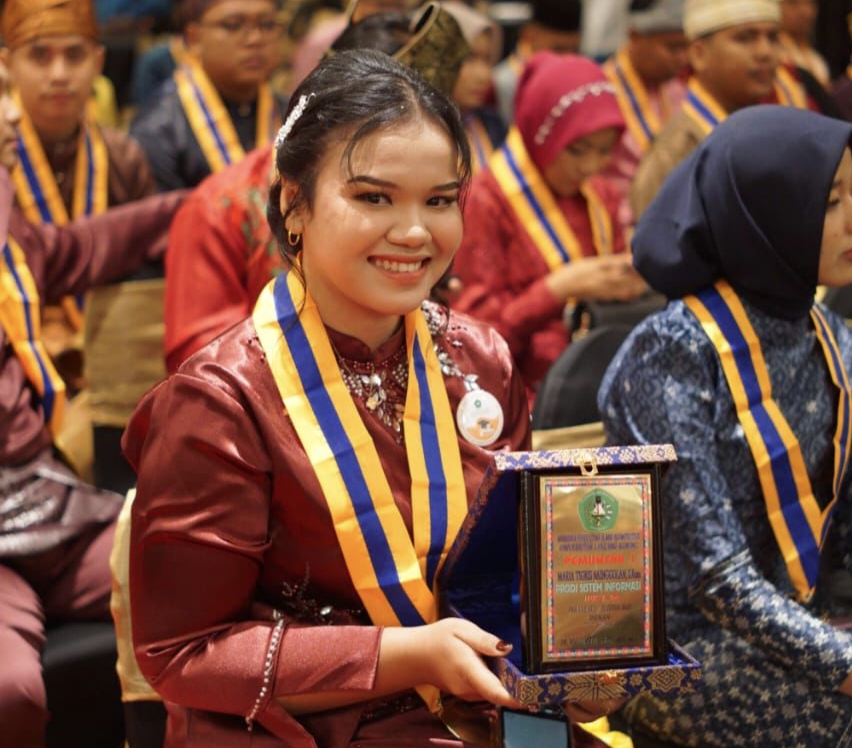 Yudisium Sarjana ke-31 Fasilkom Unilak, Lulusan Siap Melangkah ke Dunia Profesional