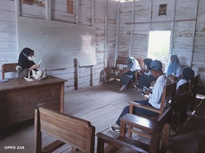 kolaborasi-keluarga-dan-guru-pemerintah-perkuat-dukungan-pendidikan-3-t